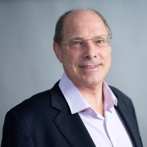 المؤلِّف لويس بران